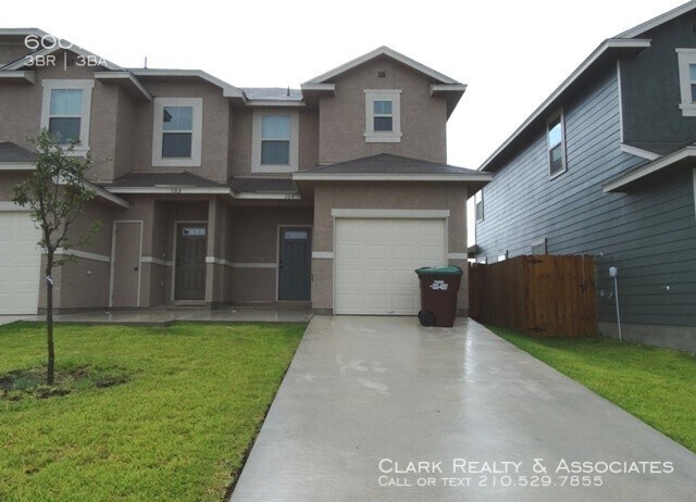 6007 Karly Way-Unit -#104 in San Antonio, TX - Building Photo