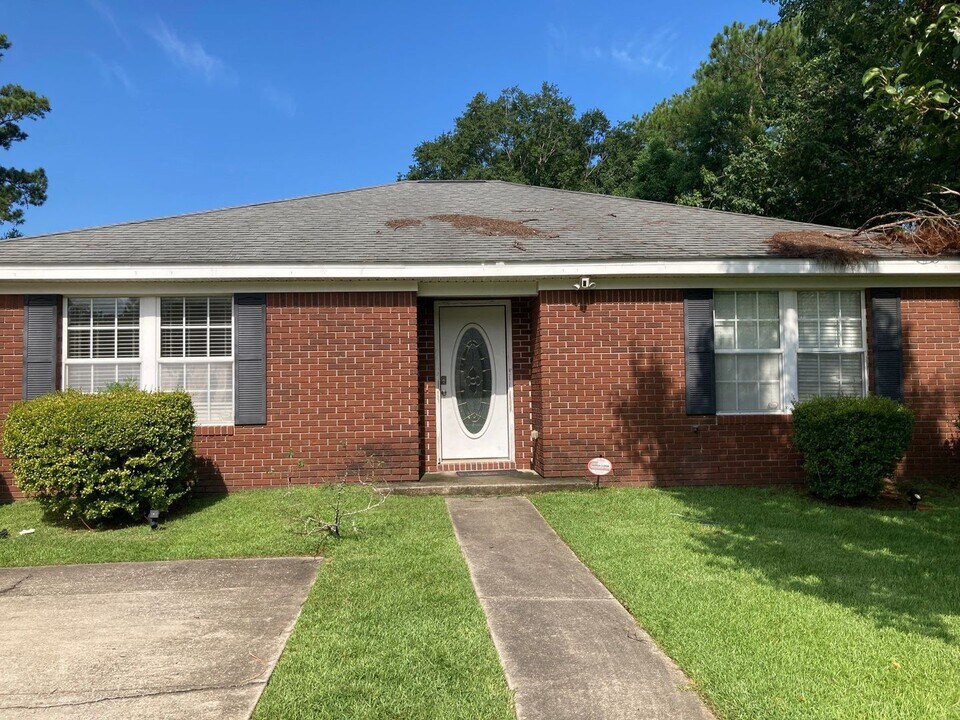 112 S Chapel Dr in Tallahassee, FL - Building Photo