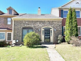 234 W Lake Cir in Madison, AL - Building Photo