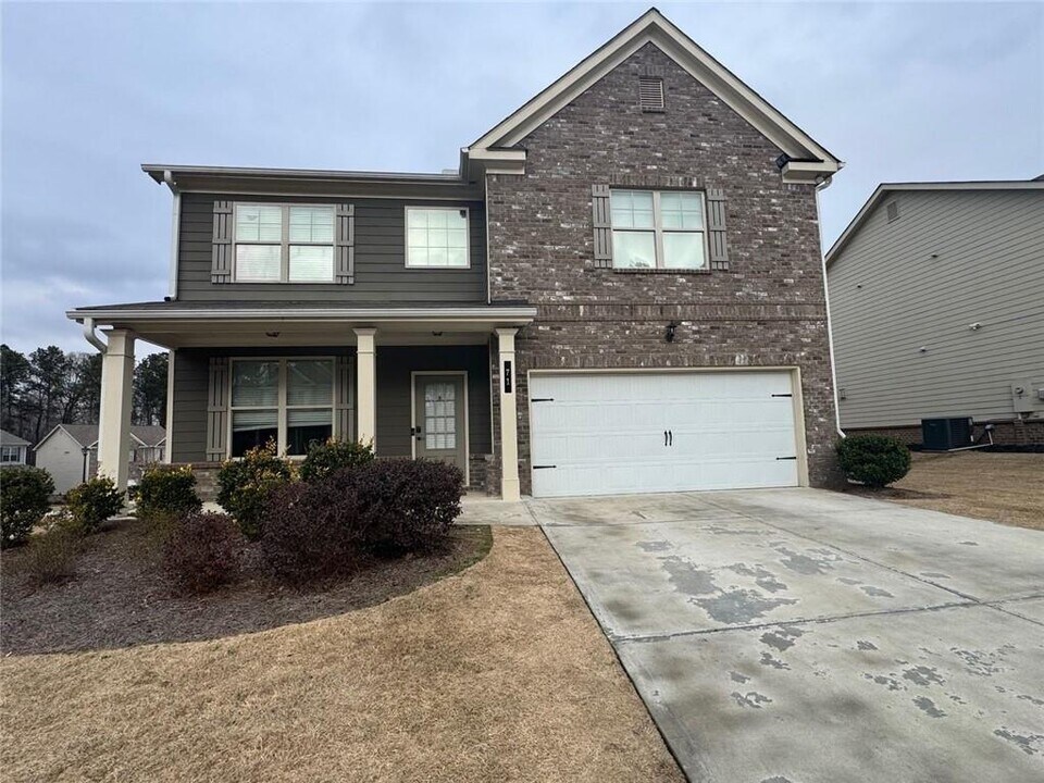 71 Hinton Farm Wy. in Dacula, GA - Building Photo