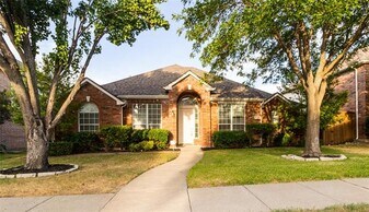 8312 Salado Springs Dr in Plano, TX - Building Photo