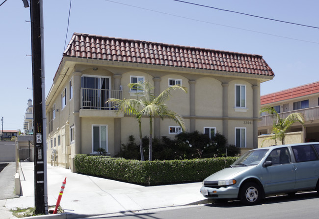 33941 Silver Lantern St in Dana Point, CA - Foto de edificio - Building Photo