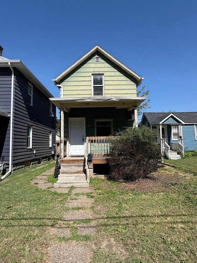 property at 1417 18th Ave