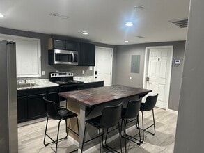 923 Washington St NW in Jacksonville, AL - Building Photo - Building Photo