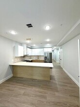 443 Bergen Ave in Jersey City, NJ - Foto de edificio - Building Photo