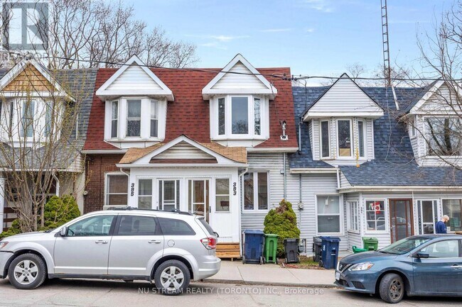393 Jones Ave in Toronto, ON - Building Photo - Building Photo
