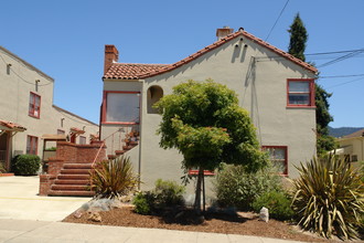 3130 Brookdale Ave in Oakland, CA - Building Photo - Building Photo