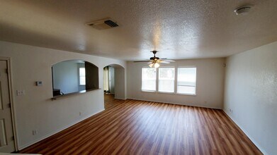 11110 Montague Trail in San Antonio, TX - Building Photo - Building Photo
