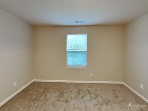 337 Freeman Cir in Villa Rica, GA - Building Photo - Building Photo