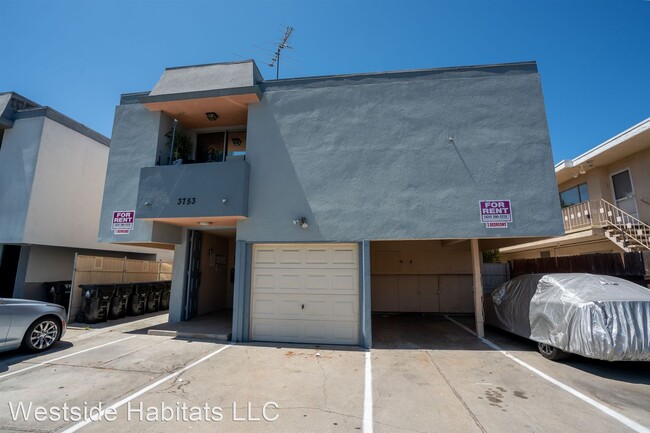 3753 Veteran - fully renovated unit in Los... in Los Angeles, CA - Foto de edificio - Building Photo