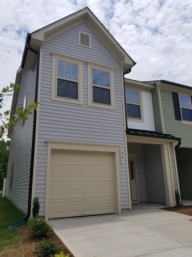 property at 54 E Grove Point Dr