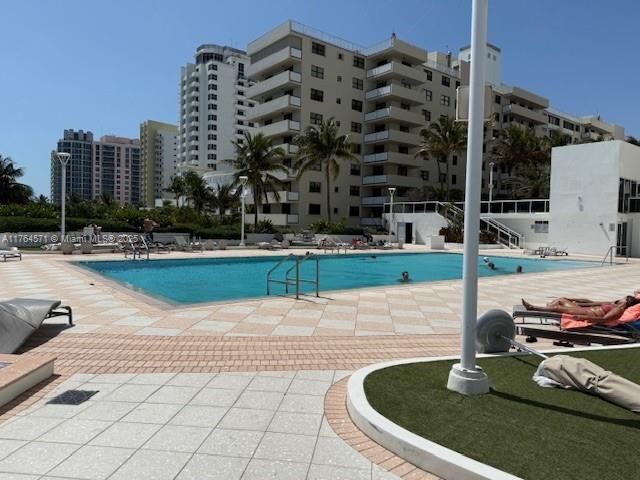 property at 100 Lincoln Rd