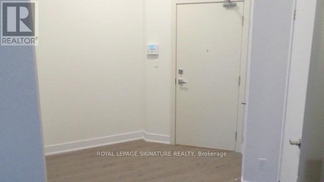 99 The Donway W in Toronto, ON - Building Photo - Building Photo