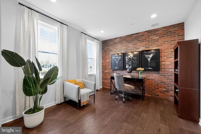 11 Hedley Ln in Hatboro, PA - Building Photo - Building Photo