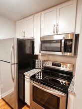 221 N Cedar St in Charlotte, NC - Building Photo - Building Photo