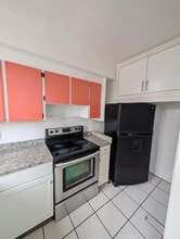 888 SW 6th St in Miami, FL - Building Photo - Building Photo