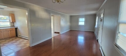 87 Ellington St in Hartford, CT - Building Photo - Building Photo