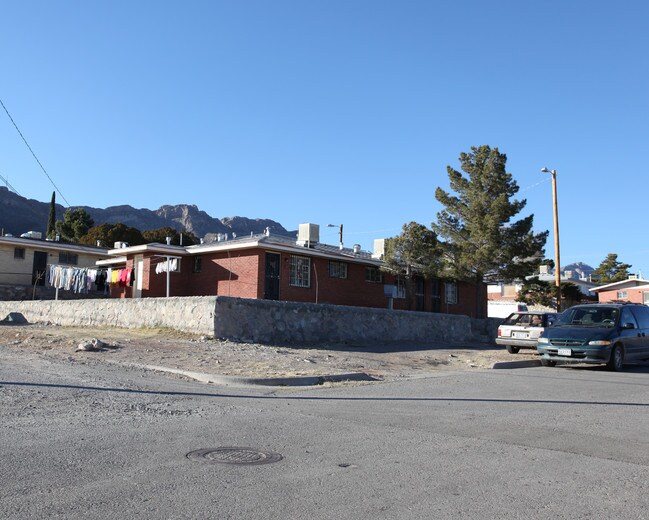 2630 Nations Ave in El Paso, TX - Building Photo - Building Photo