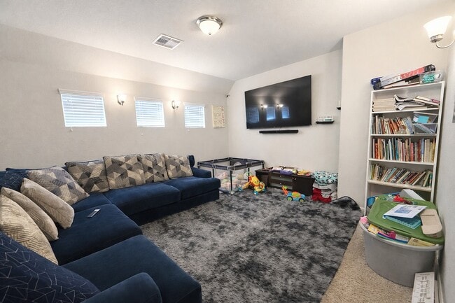 property at 4811 Lacebark Pne Trl