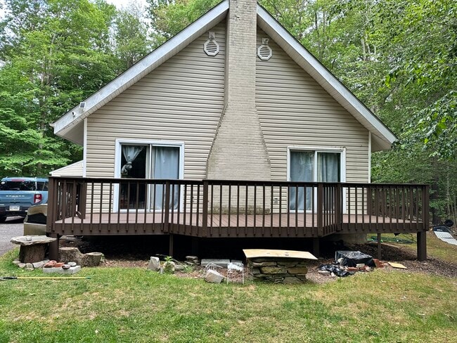 1010 Eisenhower Way, Unit 1010 Eisenhower Way