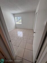 515 S Sequoia Dr in West Palm Beach, FL - Building Photo - Building Photo