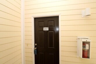 104 Laurel Wood Way in St. Augustine, FL - Building Photo - Building Photo