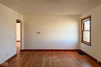 217 E 39th St in Anderson, IN - Building Photo - Building Photo