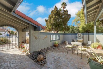 5844 Buhl Ct in Las Vegas, NV - Building Photo - Building Photo