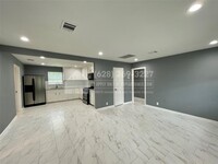 8707 Flossie Mae St in Houston, TX - Building Photo - Building Photo