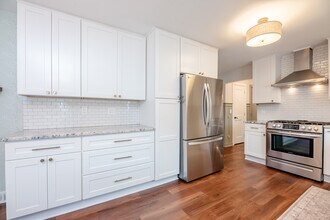 245 Birch Ln in Webster, NY - Foto de edificio - Building Photo