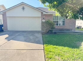 109 Gillespie Ln in Elgin, TX - Building Photo