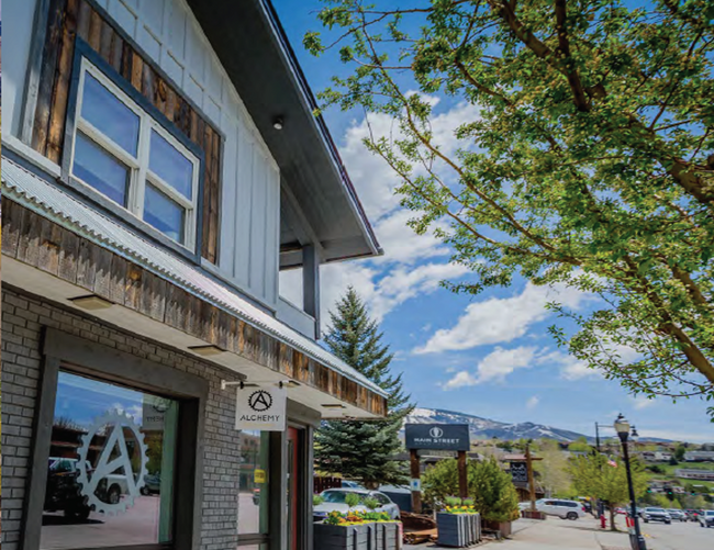 Main Street in Steamboat Springs, CO - Foto de edificio - Building Photo