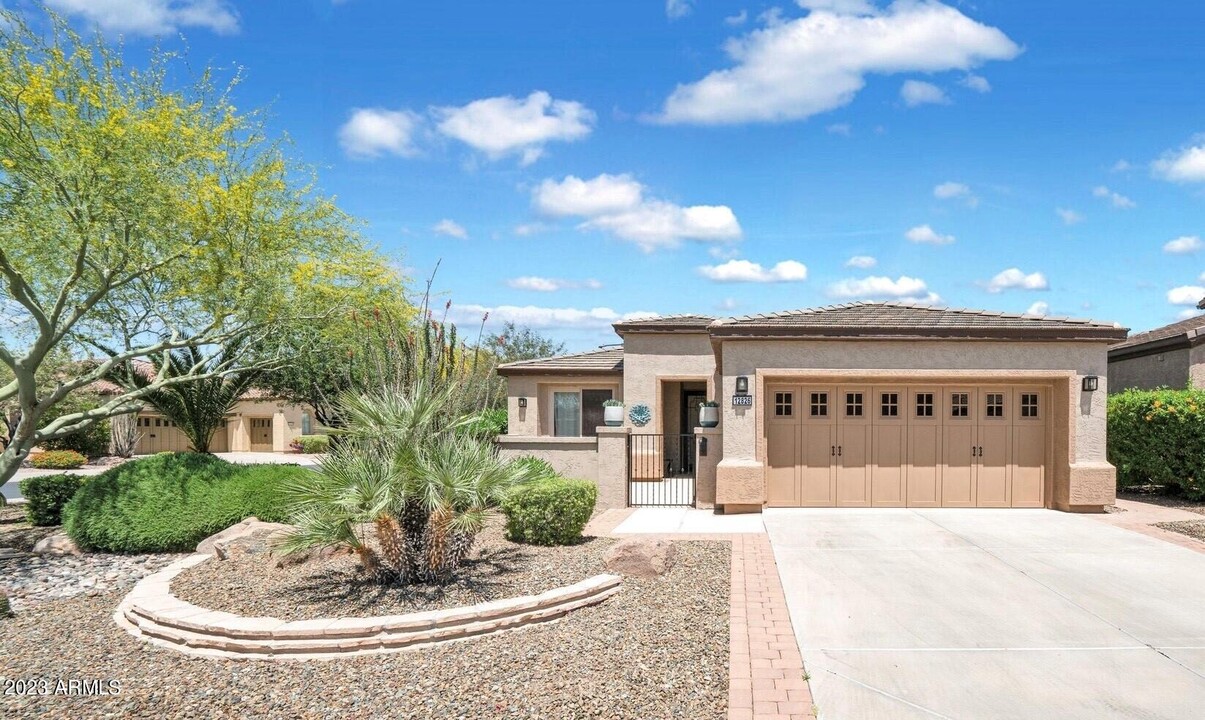 12826 W Maya Way in Peoria, AZ - Building Photo