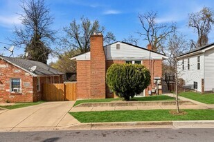 4706 Deanwood Dr in Capitol Heights, MD - Building Photo