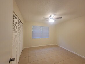2526 Taylor St, Unit 3 in Hollywood, FL - Building Photo - Building Photo