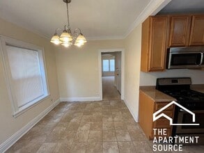 602 Elgin Ave, Unit 2E in Forest Park, IL - Building Photo - Building Photo