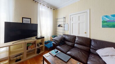 24 Maverick St in Boston, MA - Foto de edificio - Building Photo