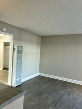 443 Occidental Dr in Oxnard, CA - Building Photo - Building Photo