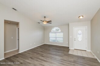 250 Bayshore Ave NW in Palm Bay, FL - Building Photo - Building Photo