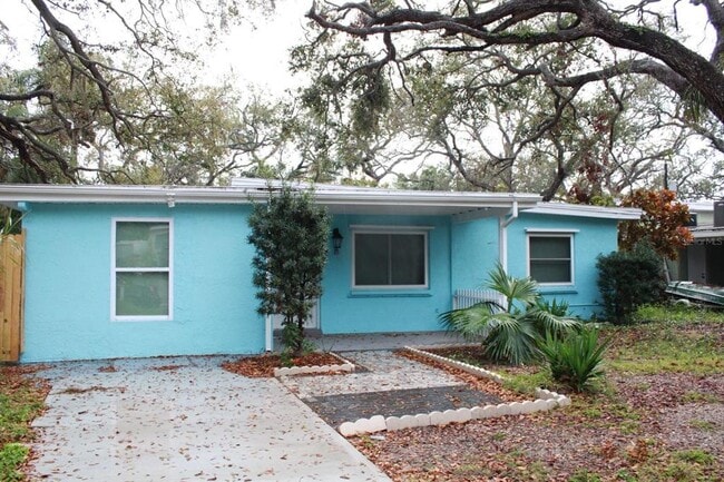 property at 10512 51st Terrace N