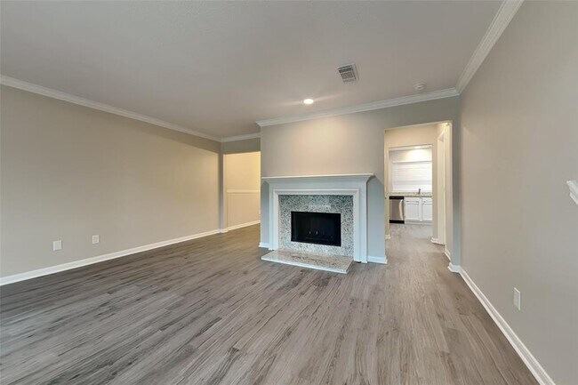 5061 Stewart Dr in Katy, TX - Building Photo - Building Photo