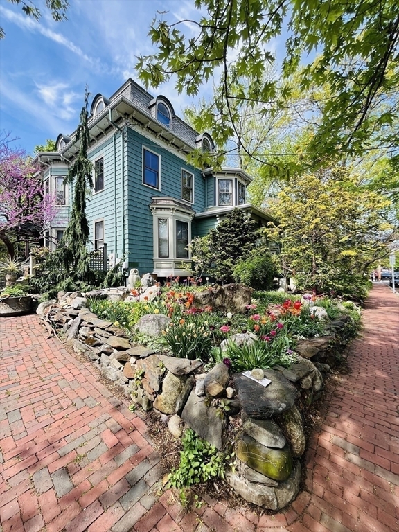 property at 19 Chester St