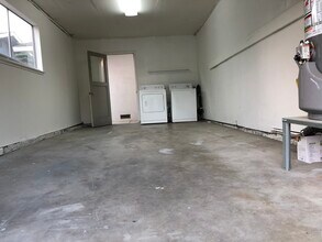 1675 Whitwood Ln, Unit one in Campbell, CA - Foto de edificio - Building Photo