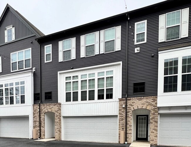 property at 416 Mayer Pl