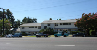 2201 Mar vista St in Montrose, CA - Building Photo