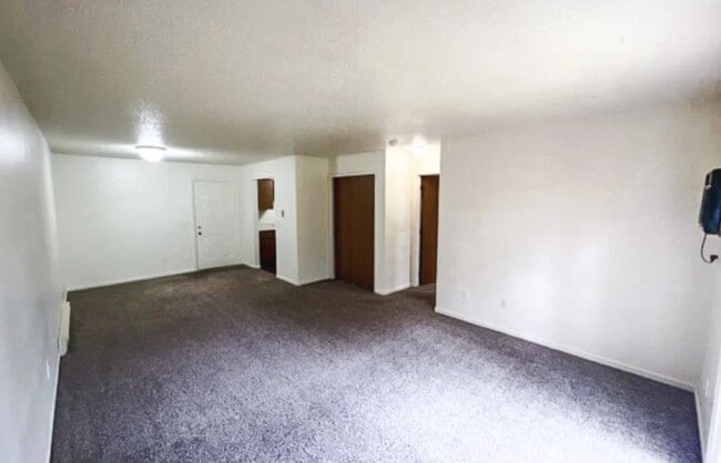 property at 10 Park Terrace Blvd