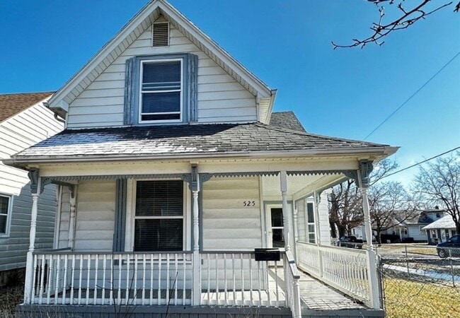 property at 525 Howland Ave