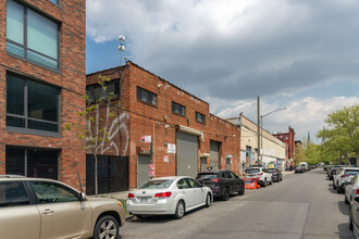 55 Milton St in Brooklyn, NY - Foto de edificio - Building Photo