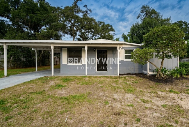 property at 1206 E Camellia Dr