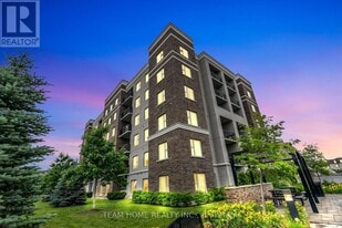 610 Farmstead Dr in Milton, ON - Building Photo